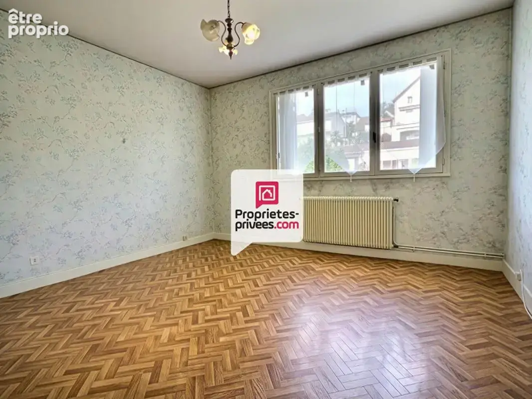 Appartement T4 d'env. 111m2 avec 3 ch., ascenseur et parking couvert dans secteur prisé sur PERIGUEUX (24000) - photo 12