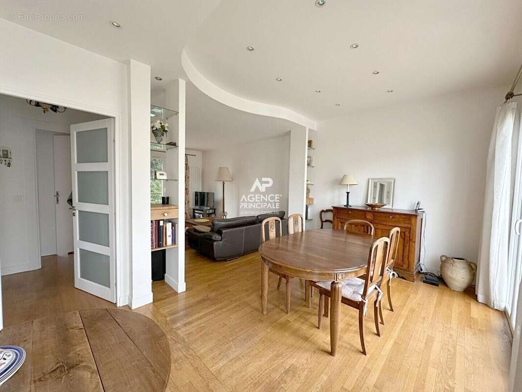 Maison à VIROFLAY