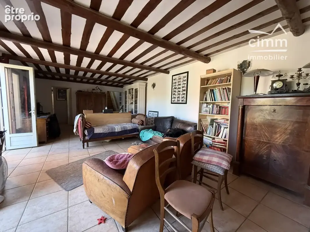Maison 7 pièces 208 m² à vendre à Carpentras (84200) - photo 5