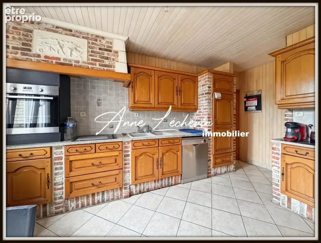 Maison individuelle de 198 m² – semi-plain-pied – sous-sol complet – beaux volumes - photo 6