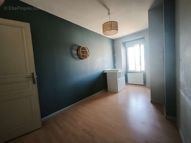 Maison de village 130m² et 62m² de potentiel -3 chambres-Bureau-caves - photo 8