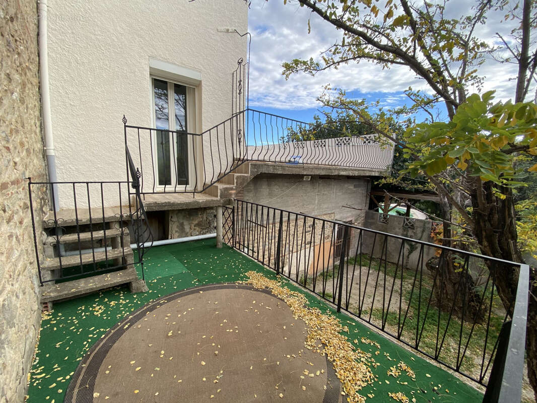 Maison à SAINT-JEAN-LASSEILLE