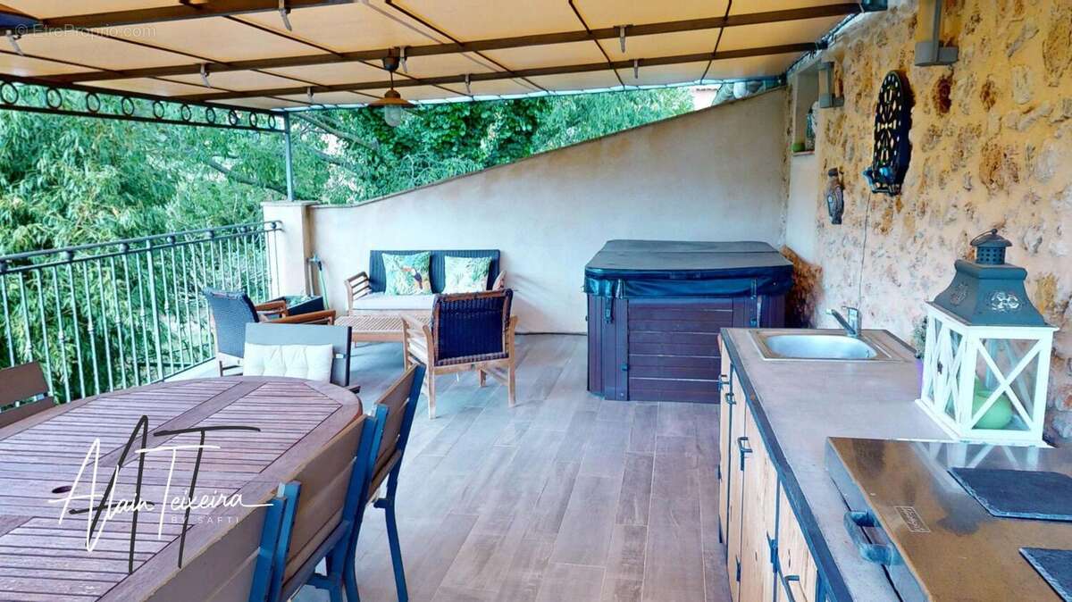 Photo 5 - Maison à SAINT-ANTONIN-DU-VAR