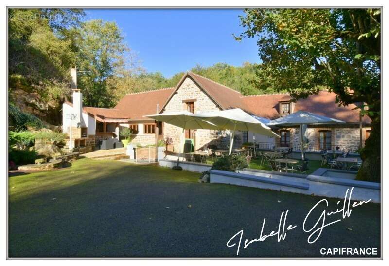 Maison à NERIS-LES-BAINS