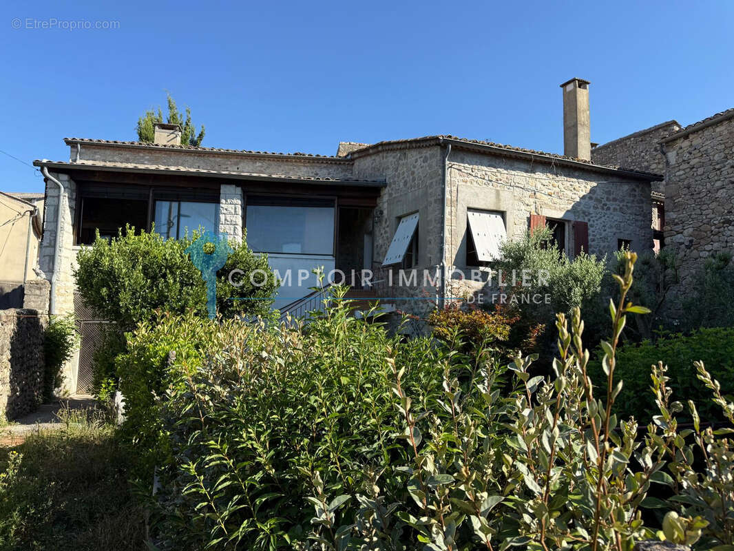 Maison à LANAS