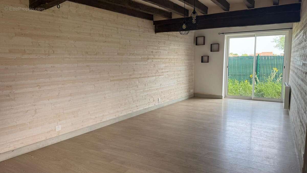 Maison 96 m² à Ascoux  - photo 9