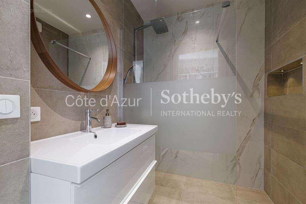 Appartement à VILLEFRANCHE-SUR-MER