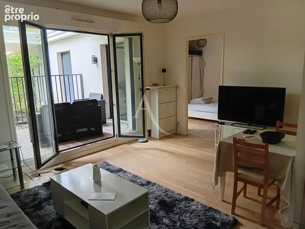 Photo Appartement à Suresnes au prix de 329 000€