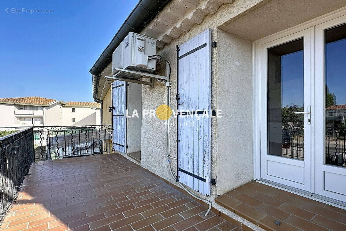 Appartement à TRETS