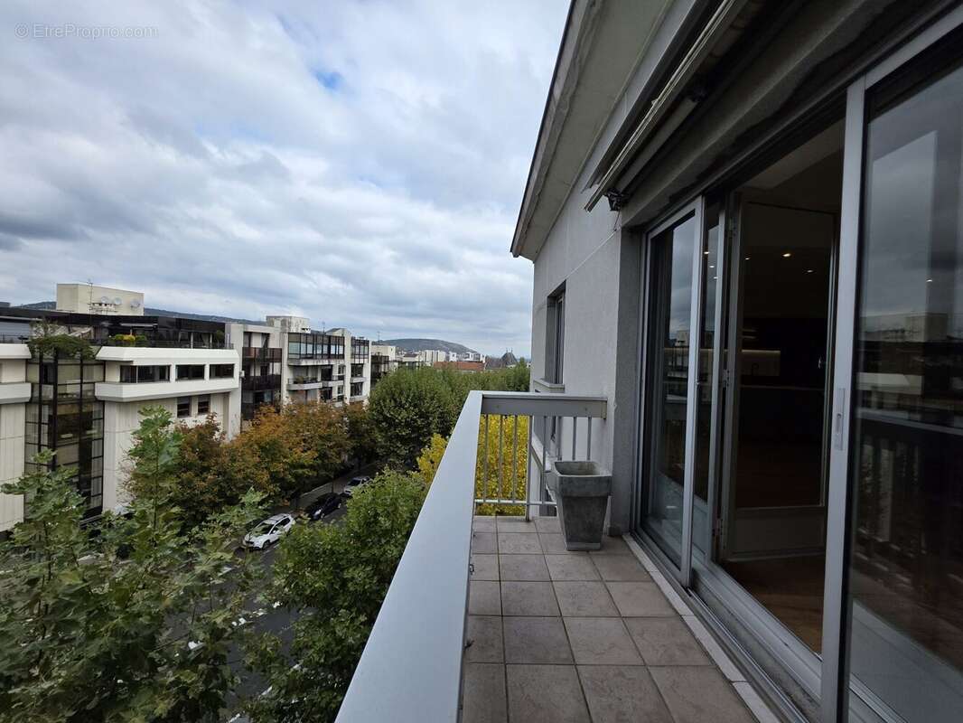 Appartement à CHAMALIERES