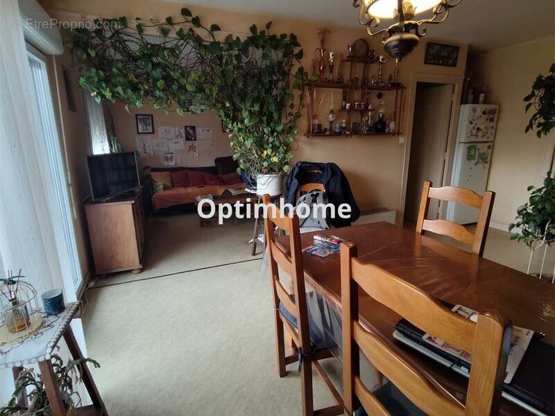 Appartement à TONNAY-CHARENTE