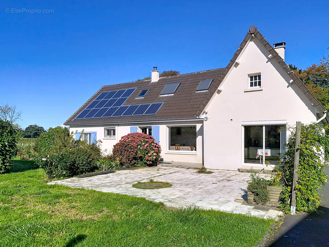 Maison à PICAUVILLE