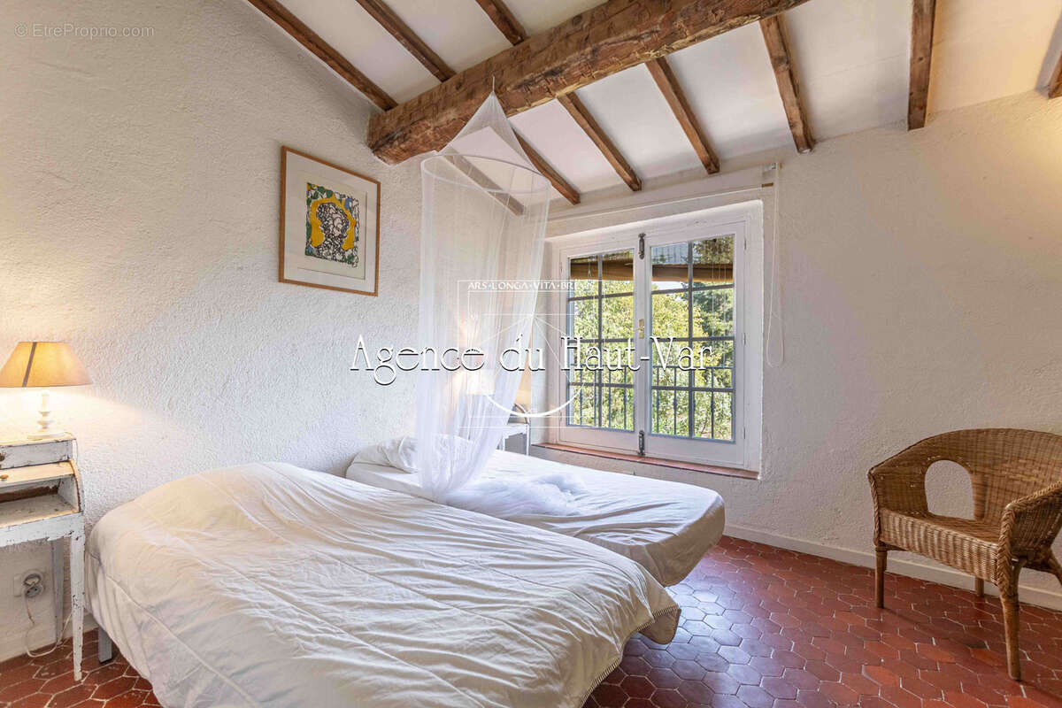 Maison à FAYENCE