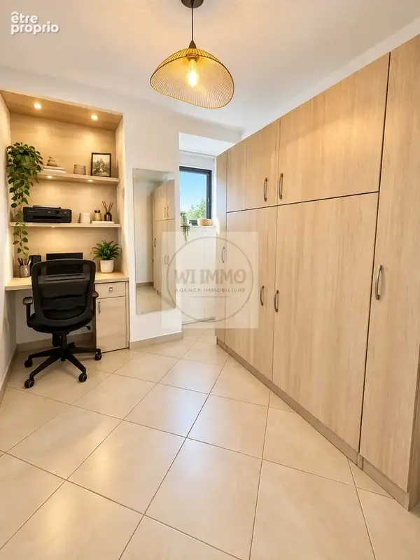 Appartement T3 avec terrasse et garage - photo 7
