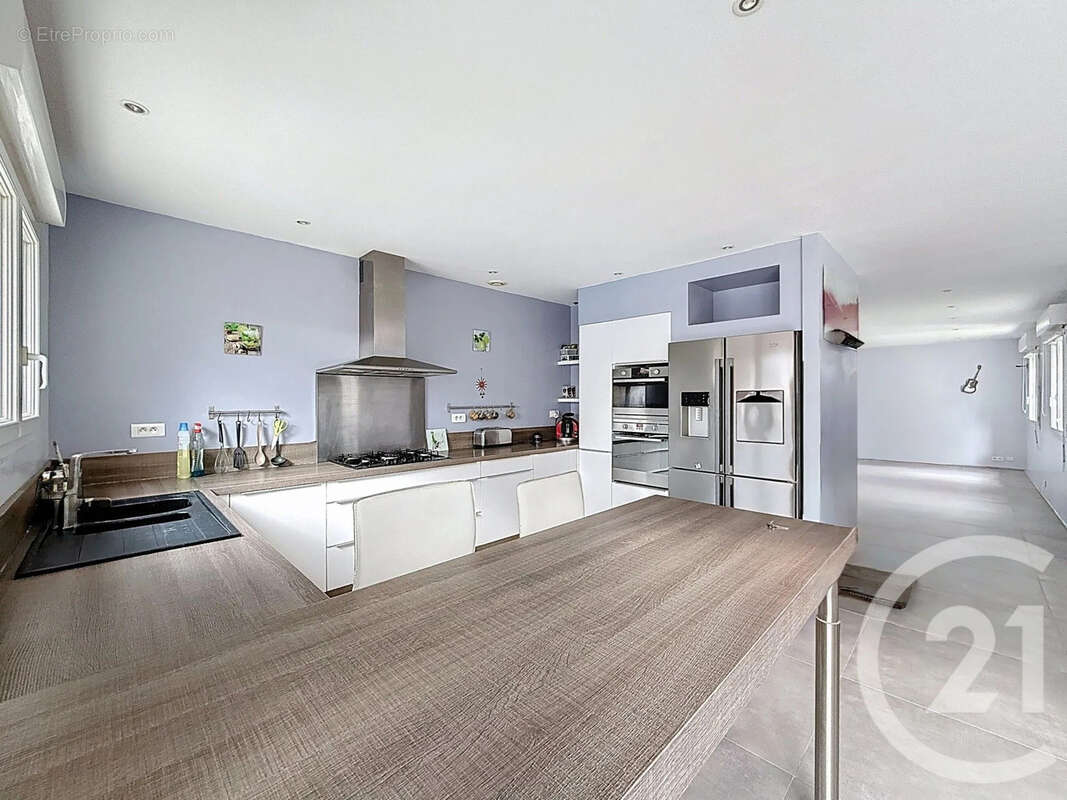 Maison à VILLEVEYRAC