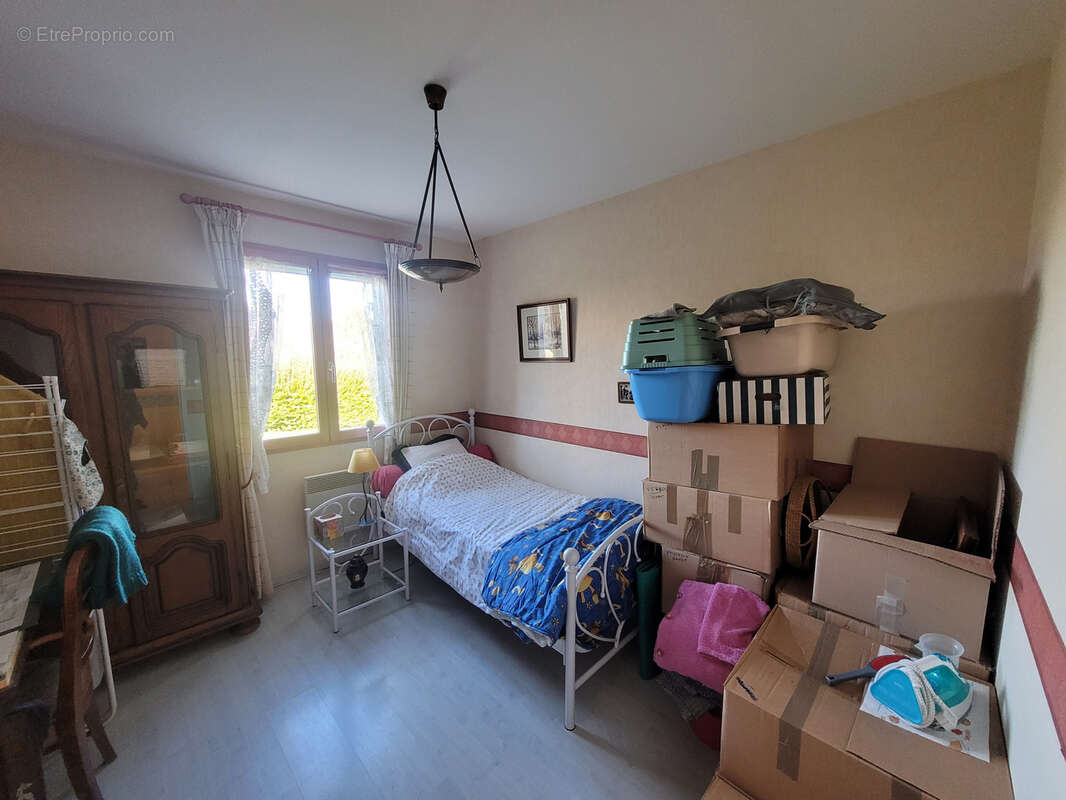 Maison à SAINT-NIZIER-DE-FORNAS