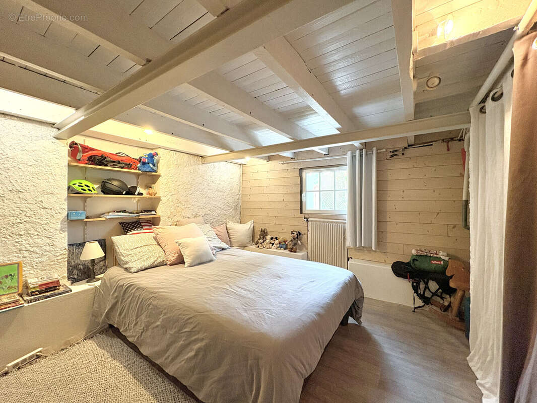 Maison à SAINT-CYR-L&#039;ECOLE