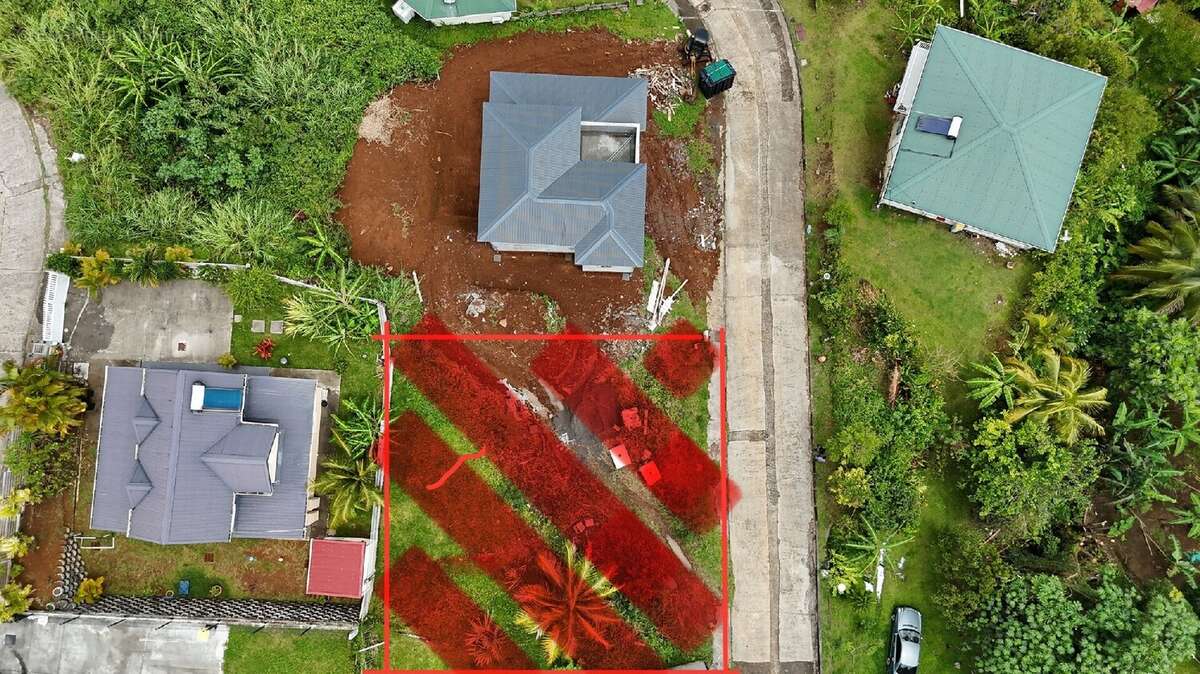 Terrain à LE LAMENTIN