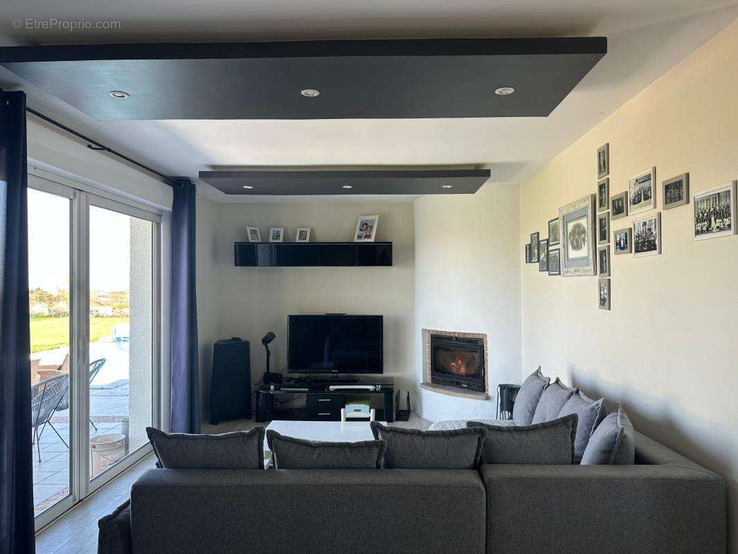 Maison à FREGOUVILLE
