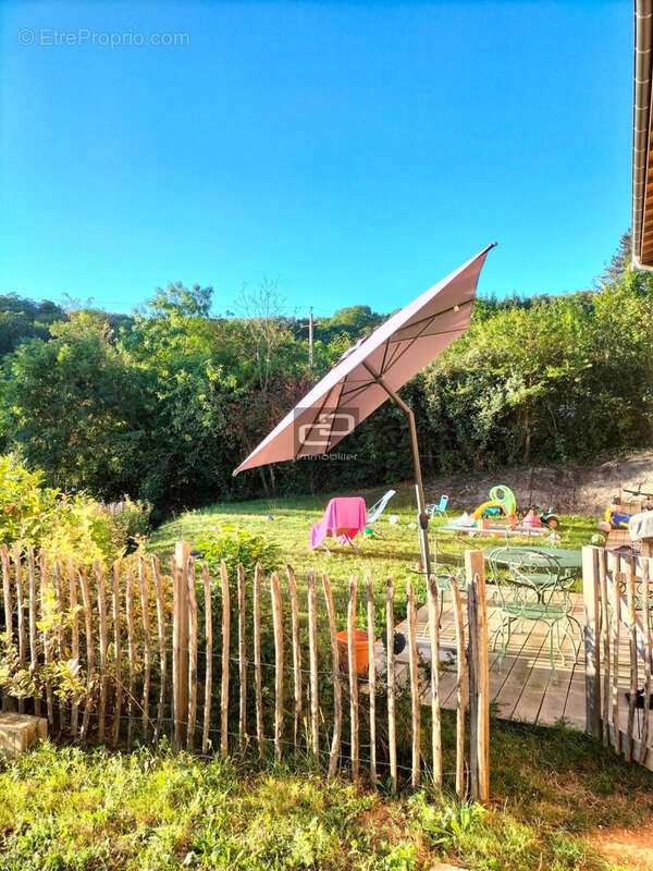 Appartement à POLEYMIEUX-AU-MONT-D'OR
