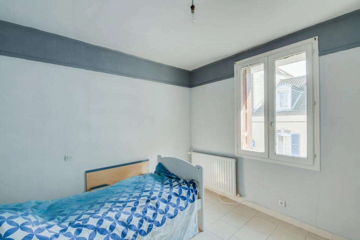 Maison à ROMILLY-SUR-SEINE