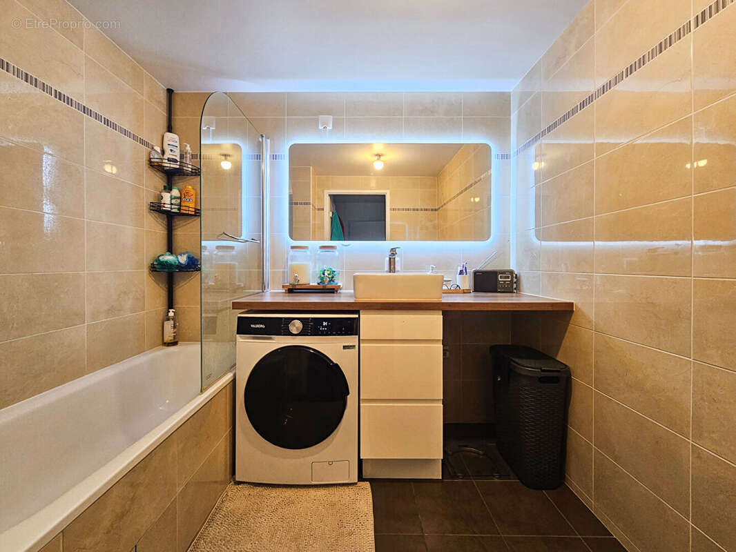 Appartement à VAIRES-SUR-MARNE