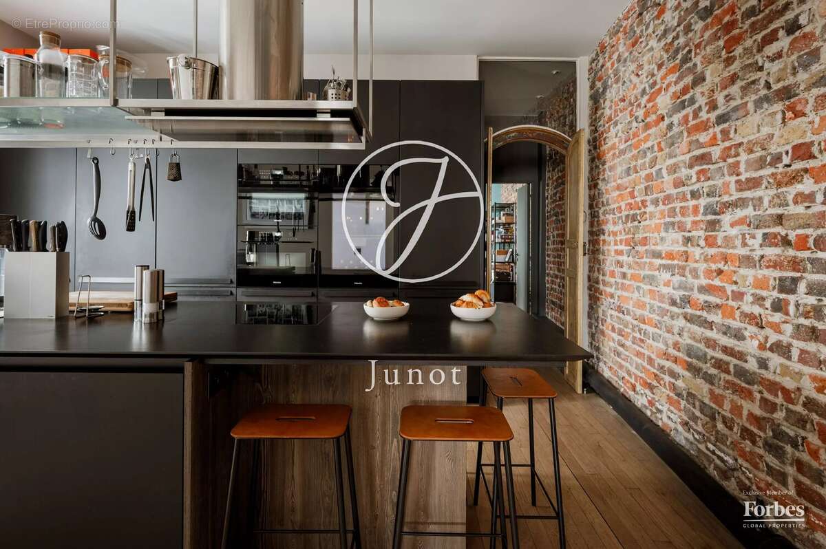 Appartement à PARIS-6E