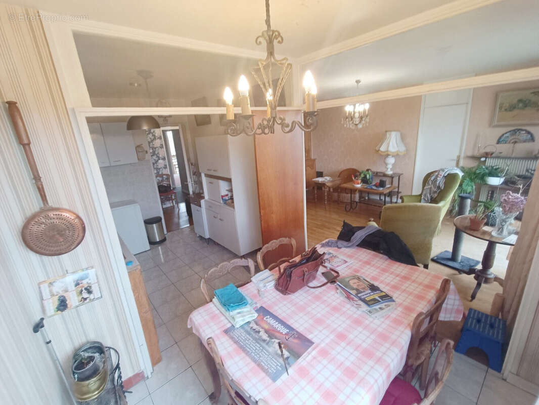 Appartement T5 avec garage et cave - photo 5
