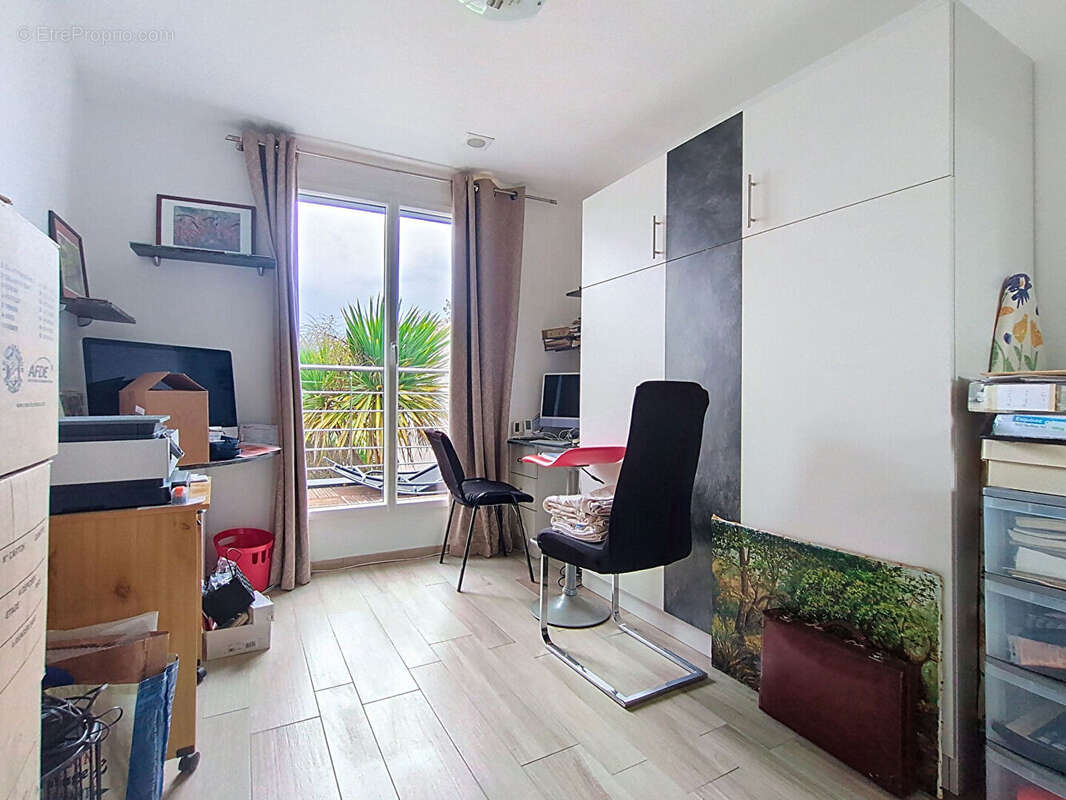 Maison La Rochelle 5 pièces 132.46 m² - LA GENETTE - 3 chambres - Garage - photo 13