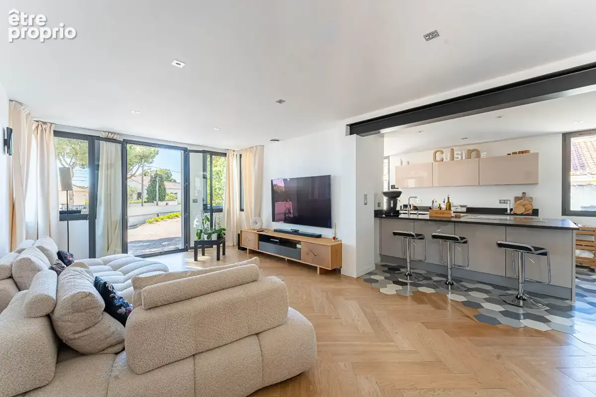 À vendre - à carry le rouet très belle maison familiale de charme t4 avec garage - photo 7