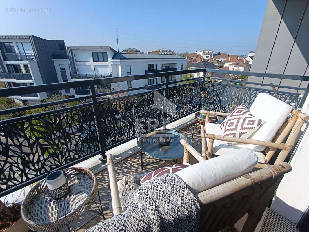 Appartement à ELANCOURT