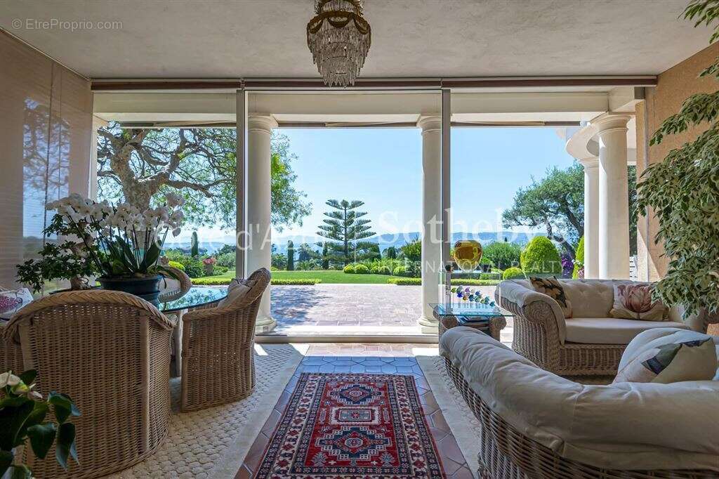 Maison à ANTIBES