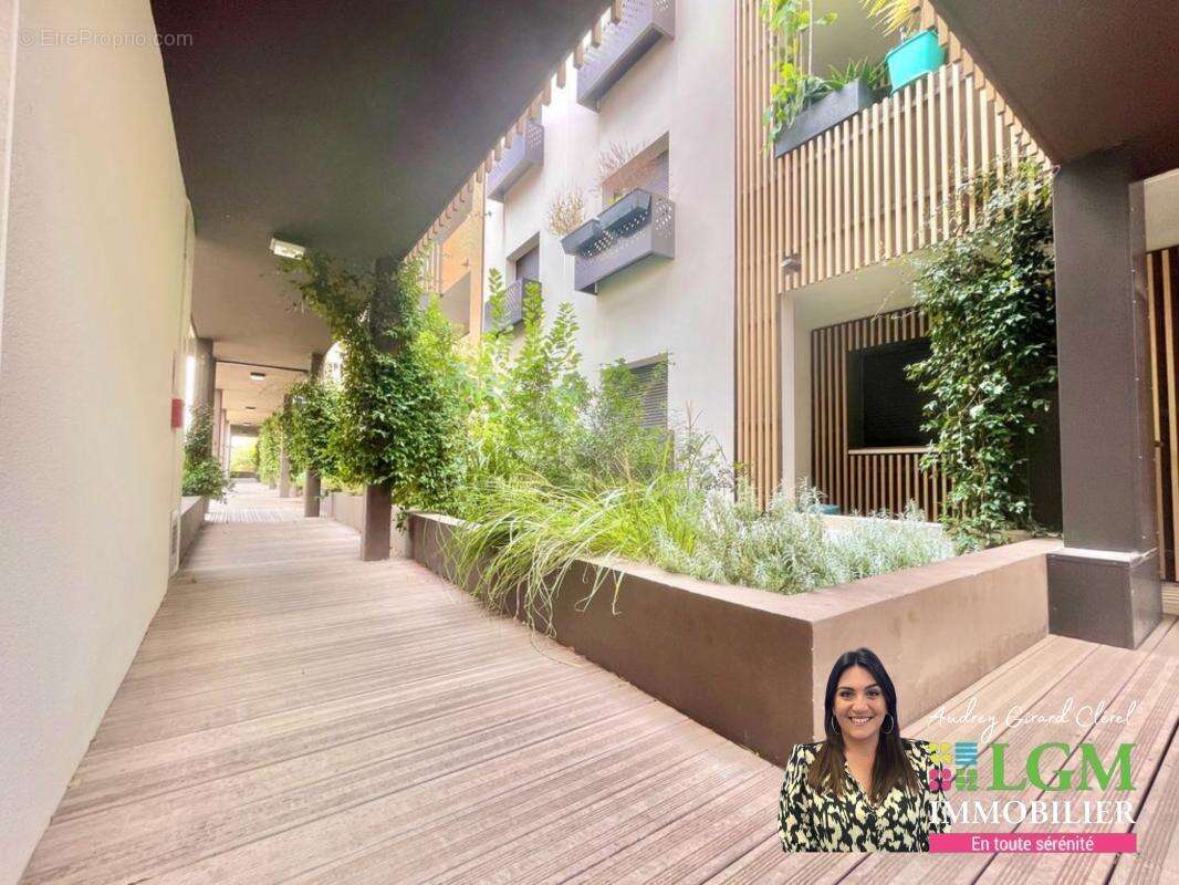 Appartement à SAINT-JEAN-DE-VEDAS