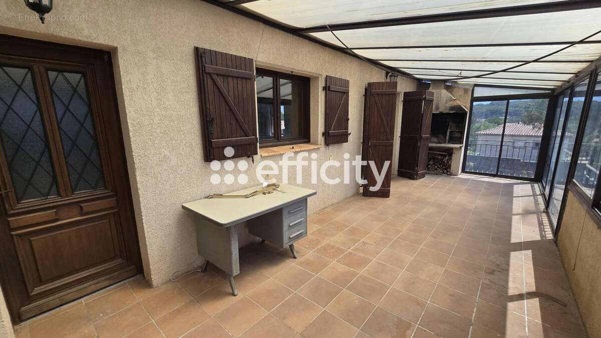 Maison 320 m² à Cessenon-Sur-Orb  - photo 4