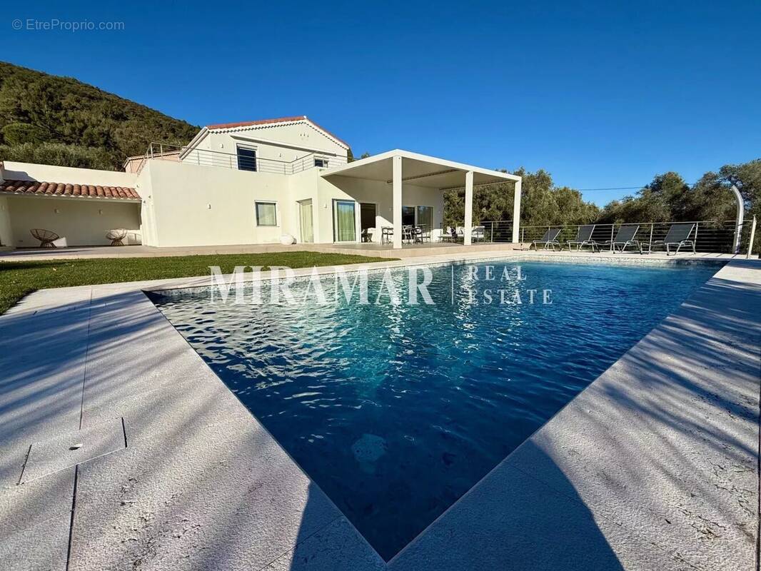 Maison à VILLEFRANCHE-SUR-MER