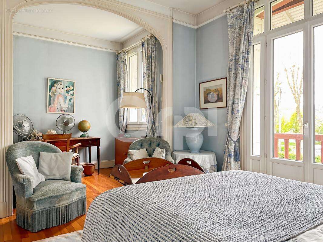 Maison bourgeoise EVREUX proche commerces - photo 7