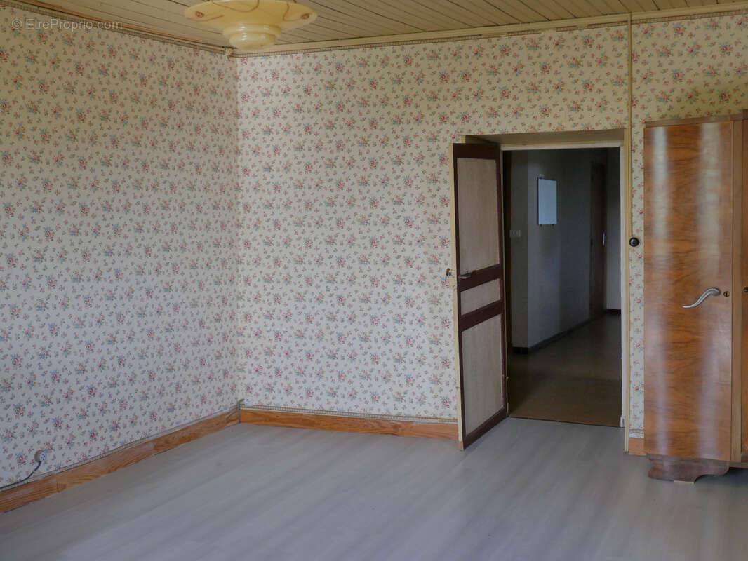 Maison à BAGAT-EN-QUERCY