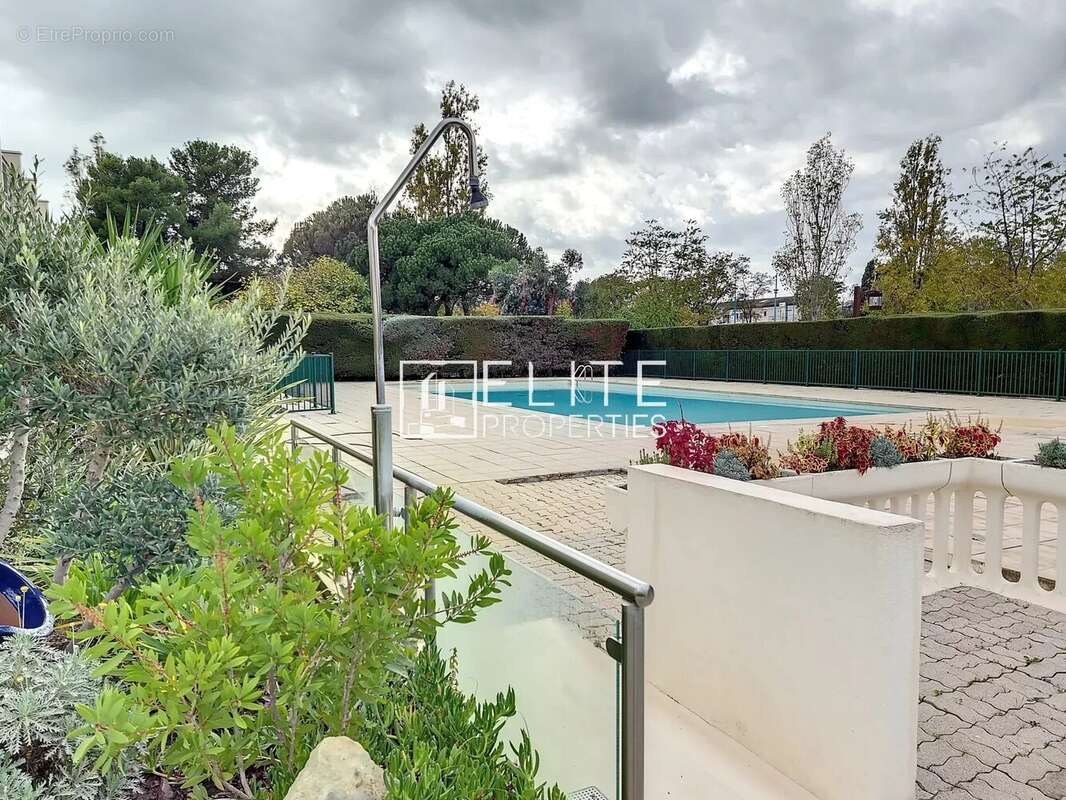 Appartement à MANDELIEU-LA-NAPOULE