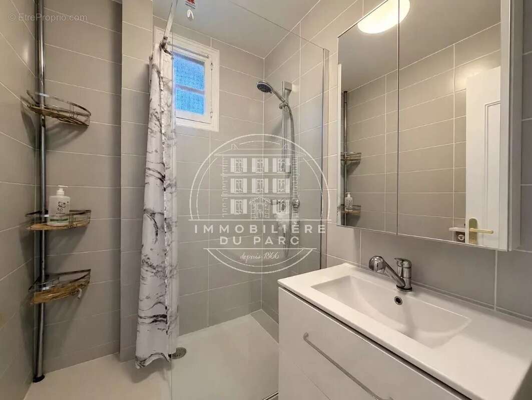 Appartement à LE VESINET