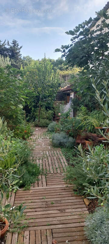 Maison bourgeoise avec jardin en centre village - photo 34