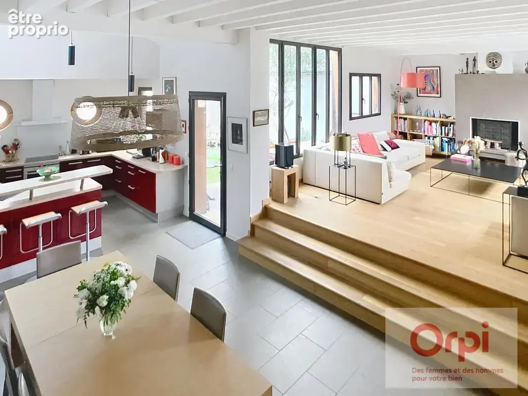 ISSY LES MOULINEAUX - Maison 7 pièces 176 m² - photo 11