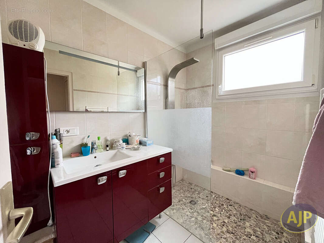 Maison à SUCE-SUR-ERDRE