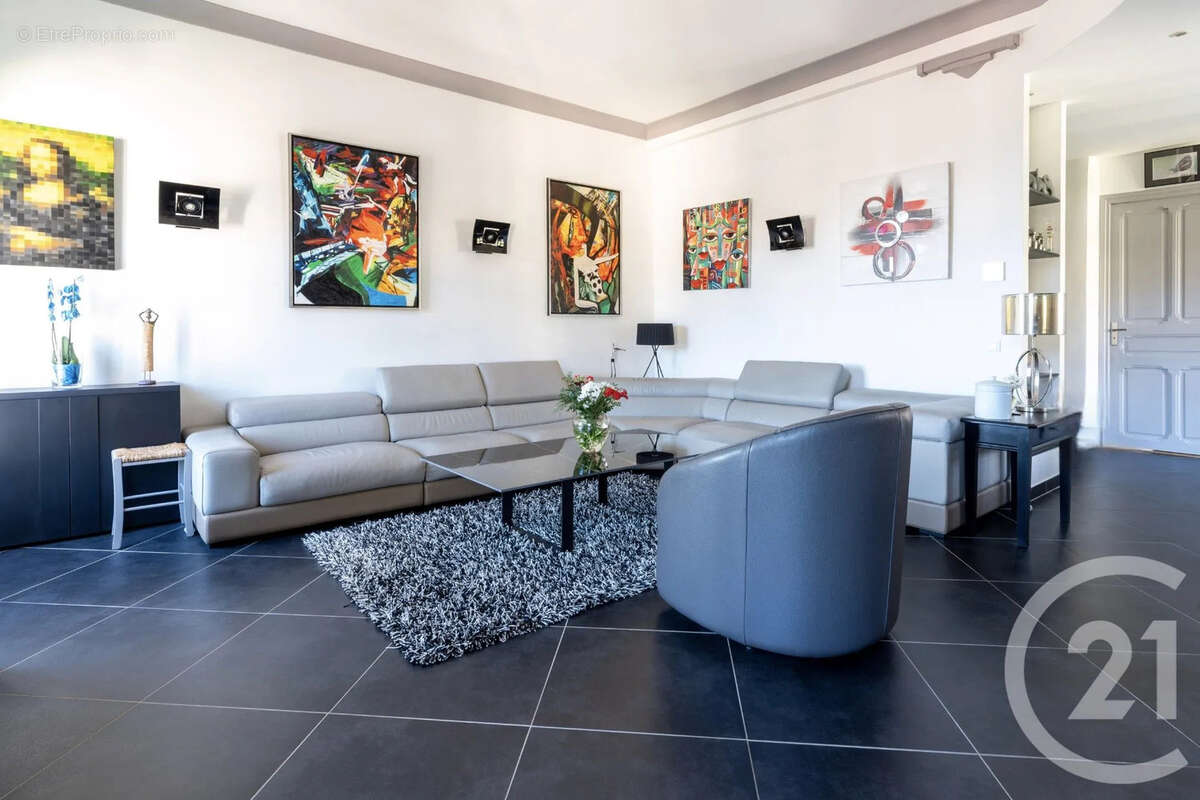 Appartement à MENTON