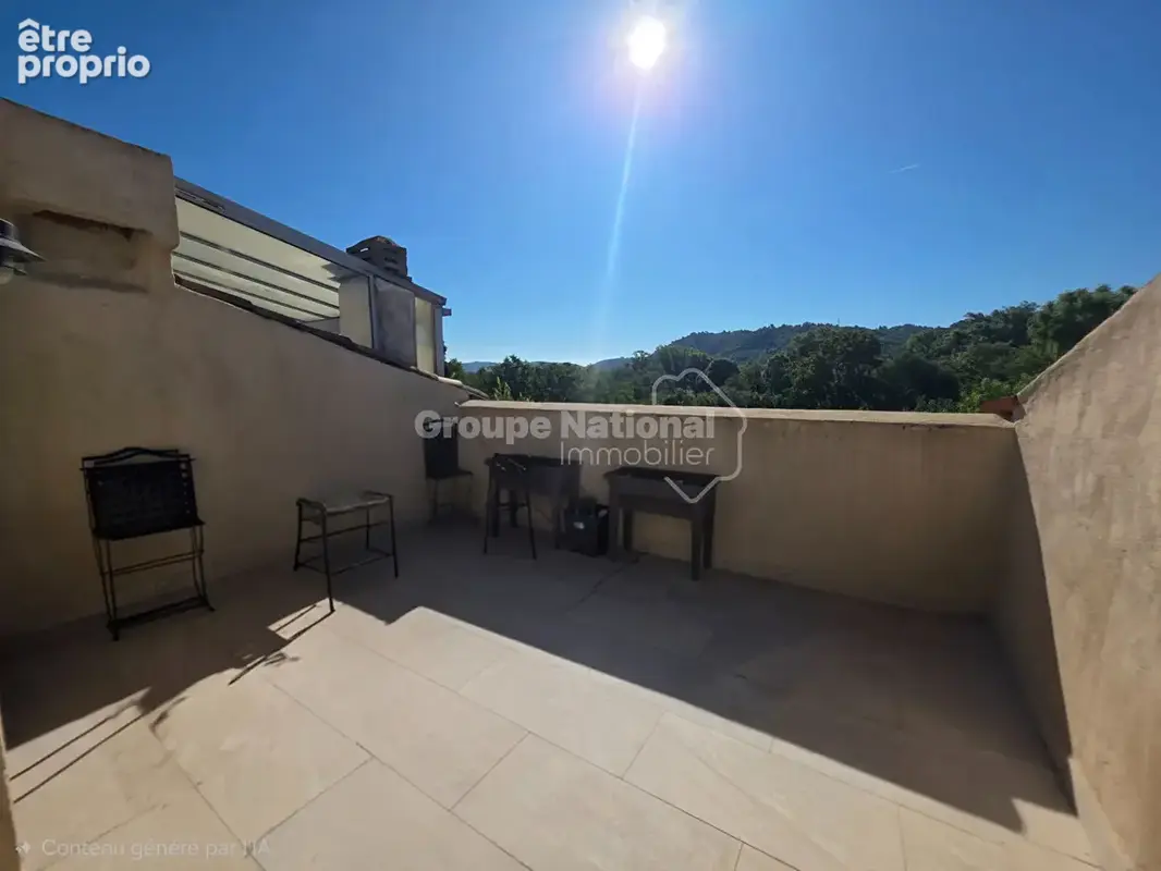 Appartement à VINON-SUR-VERDON
