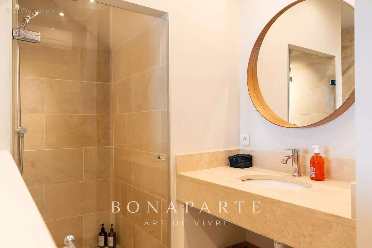 Loft - centre ville - saint remy de provence - photo 7