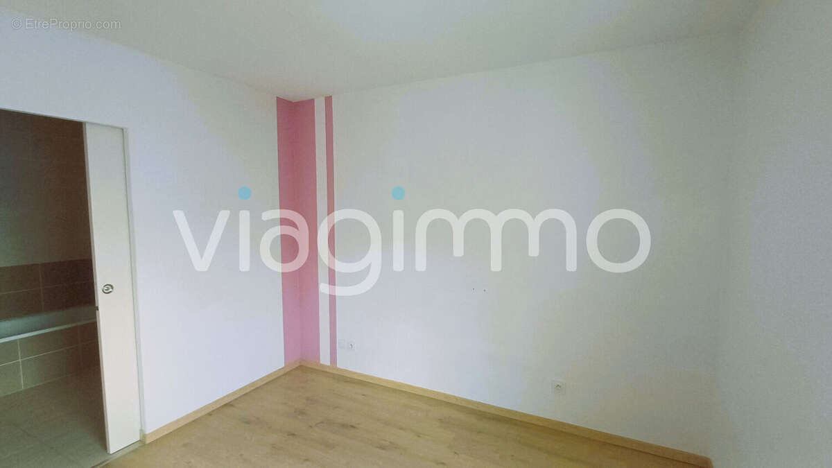 Appartement à SAINT-EGREVE