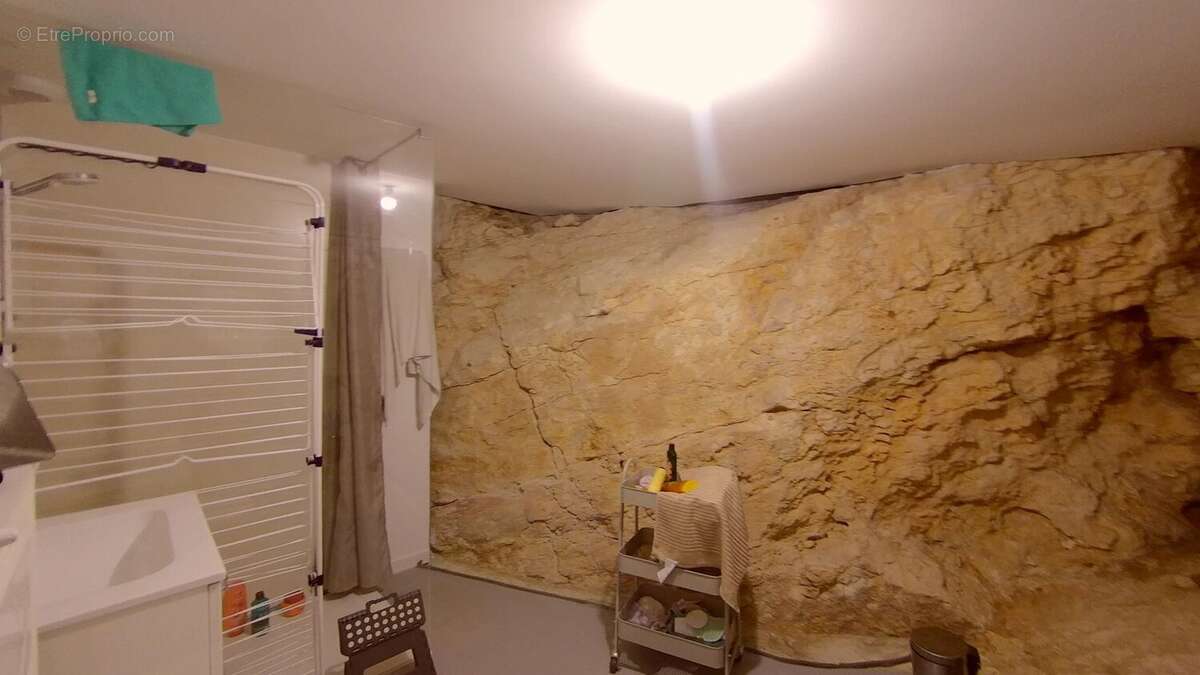 Les Vignes – Au cœur des Gorges du Tarn Charmante maison en pierre entièrement rénovée avec terrasse et parking privé - photo 10