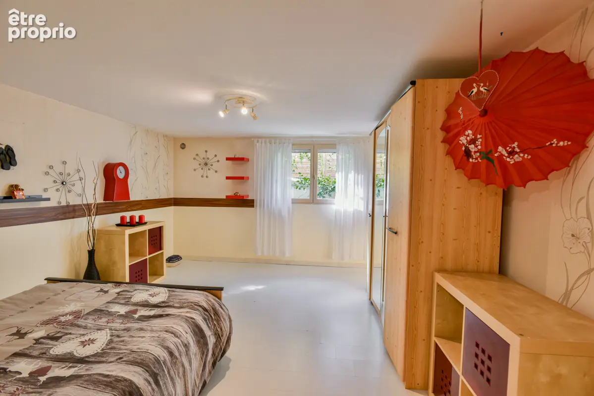Maison plein de charme ,11pièce(s) 156 m2, 2 logements, garage et piscine - photo 12