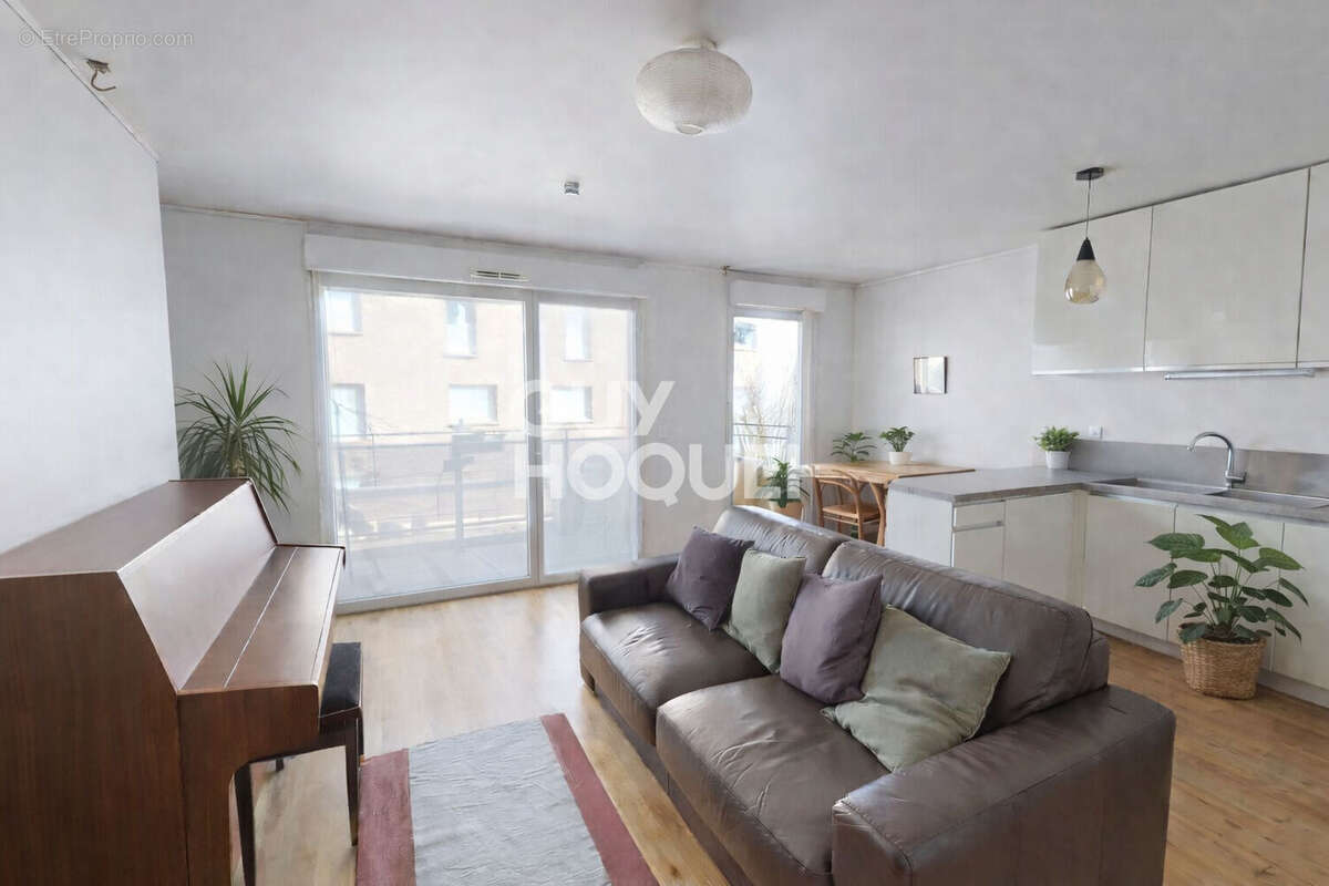 Appartement à AUBERVILLIERS