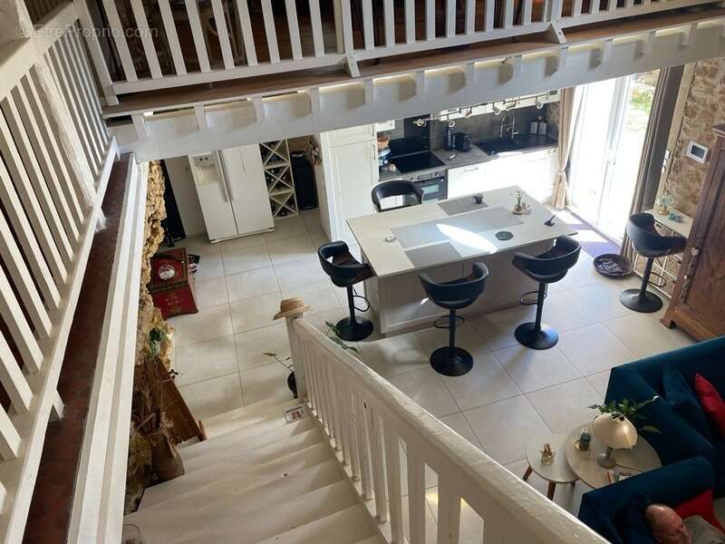 Maison à LE BUISSON-DE-CADOUIN